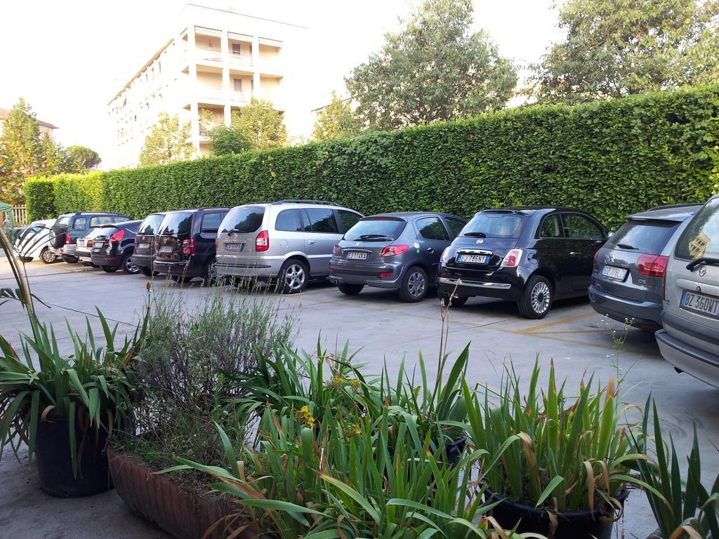 Hotel Post Bergamo Bagian luar foto